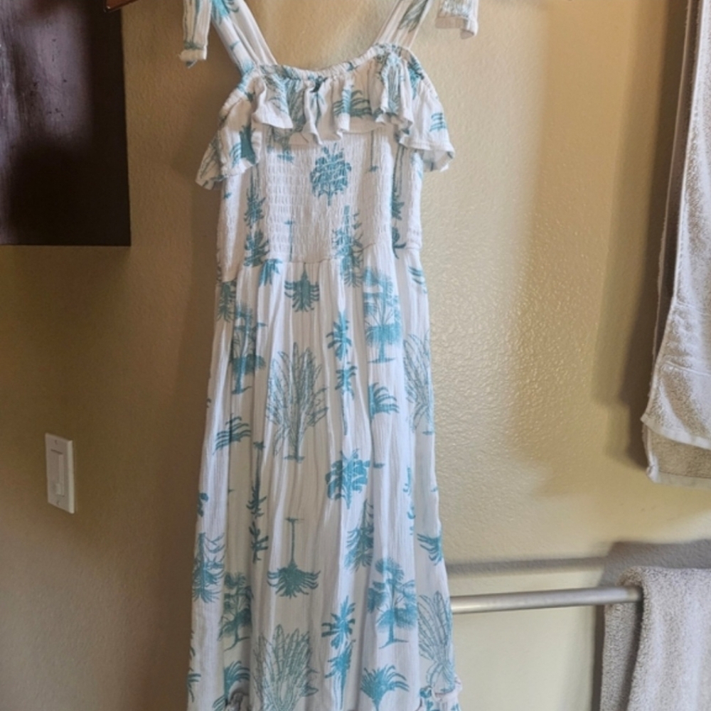 Jessica Simpson White and Blue Dress